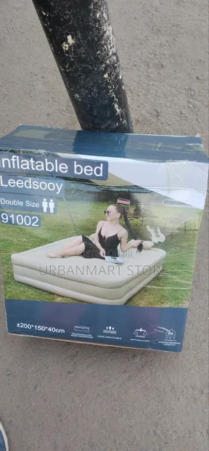 Queen Size Inflatable Mattress 5×6 With Built in Pump