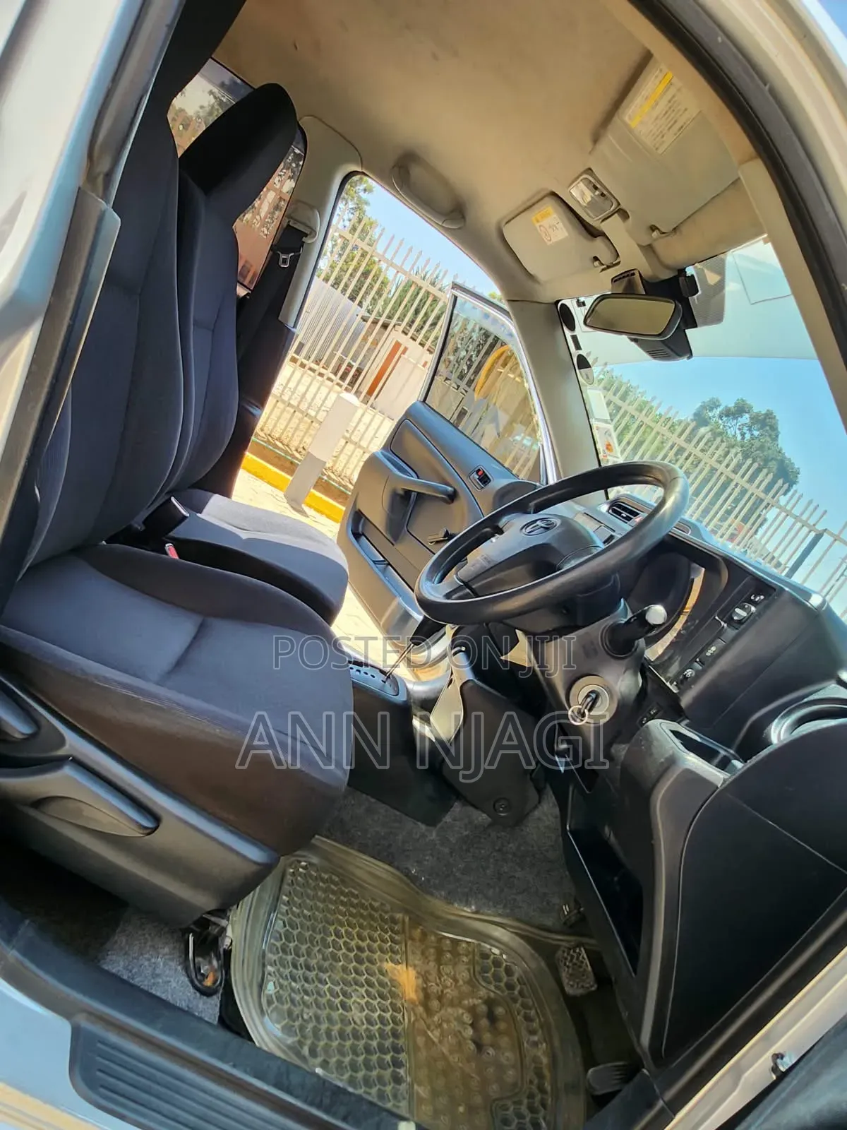 Honda Fit 2013 Pearl