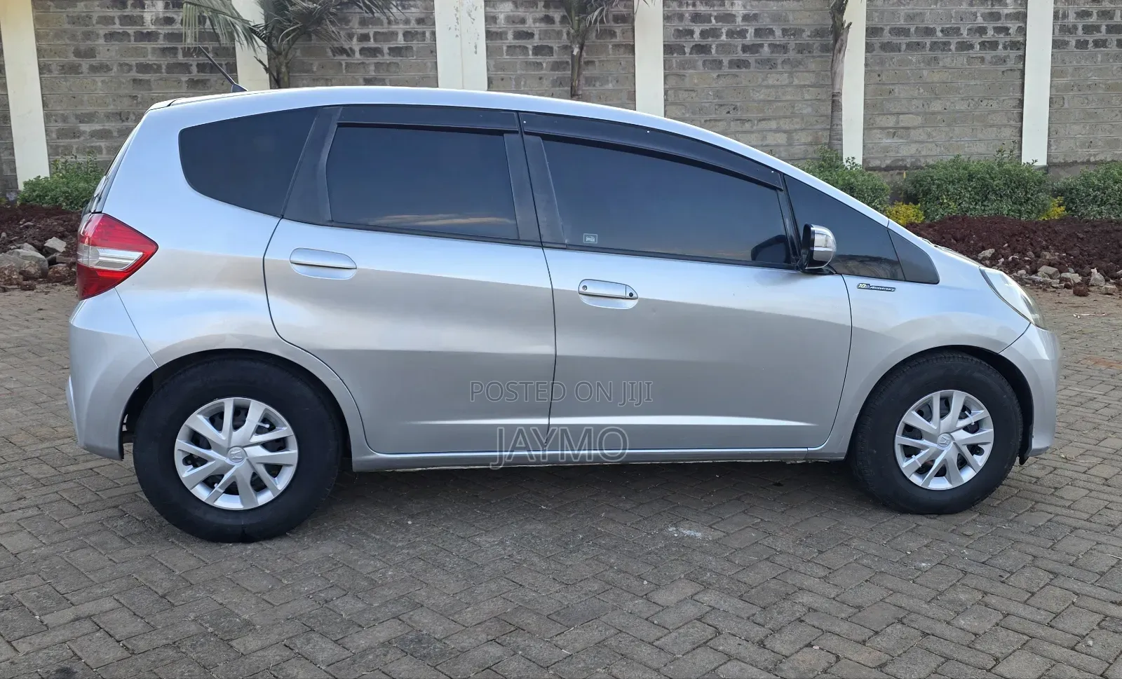 Honda Fit Automatic 2012 Silver