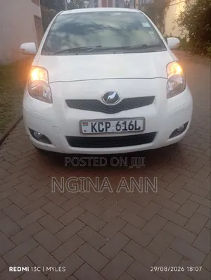 Toyota Vitz 2010 White
