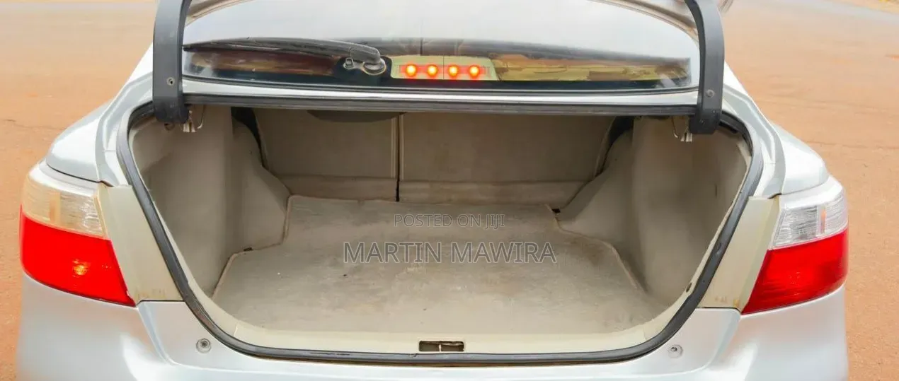 Toyota Premio 2009 Silver