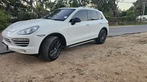 Porsche Cayenne 2014 Pearl