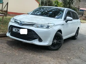 Toyota Corolla Fielder 2017 White