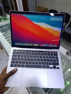 Laptop Apple MacBook Pro 2020 32GB Intel Core i7 SSD 512GB