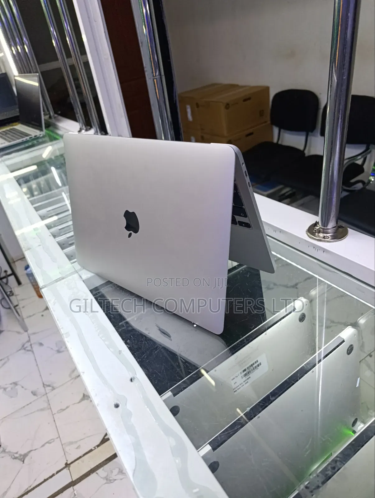 Laptop Apple MacBook Pro 2020 32GB Intel Core i7 SSD 512GB