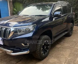 Toyota Land Cruiser Prado 2015 Black