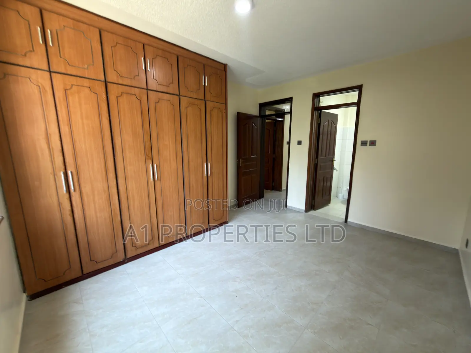 4bdrm Apartment in Valley Arcade for rent