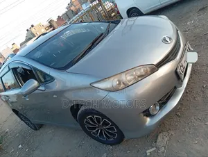 Toyota Wish 2010 Silver