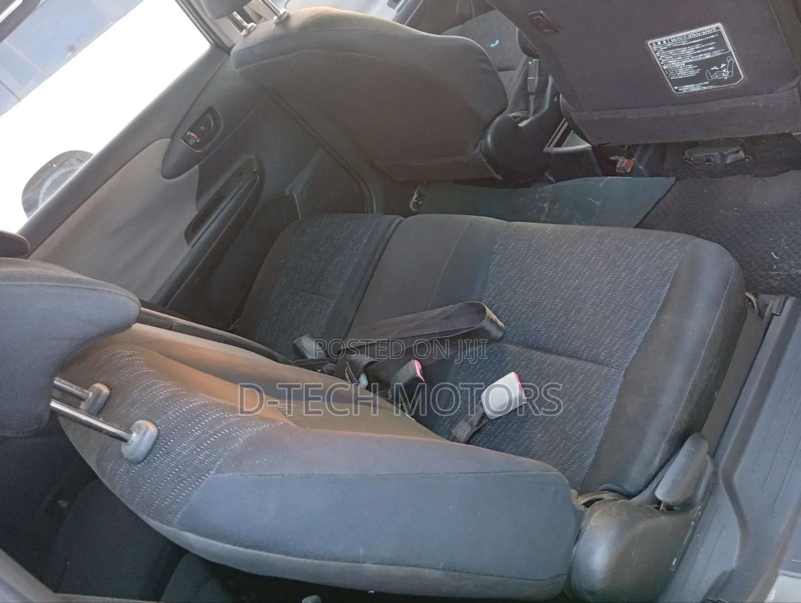 Toyota Wish 2010 Silver