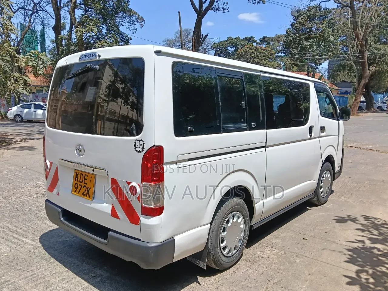 Toyota HiAce 2014 White