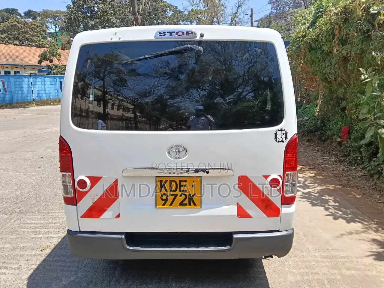 Toyota HiAce 2014 White