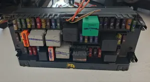 Mercedes E Class W212 E350 Front Sam Module Relay Fuse Box