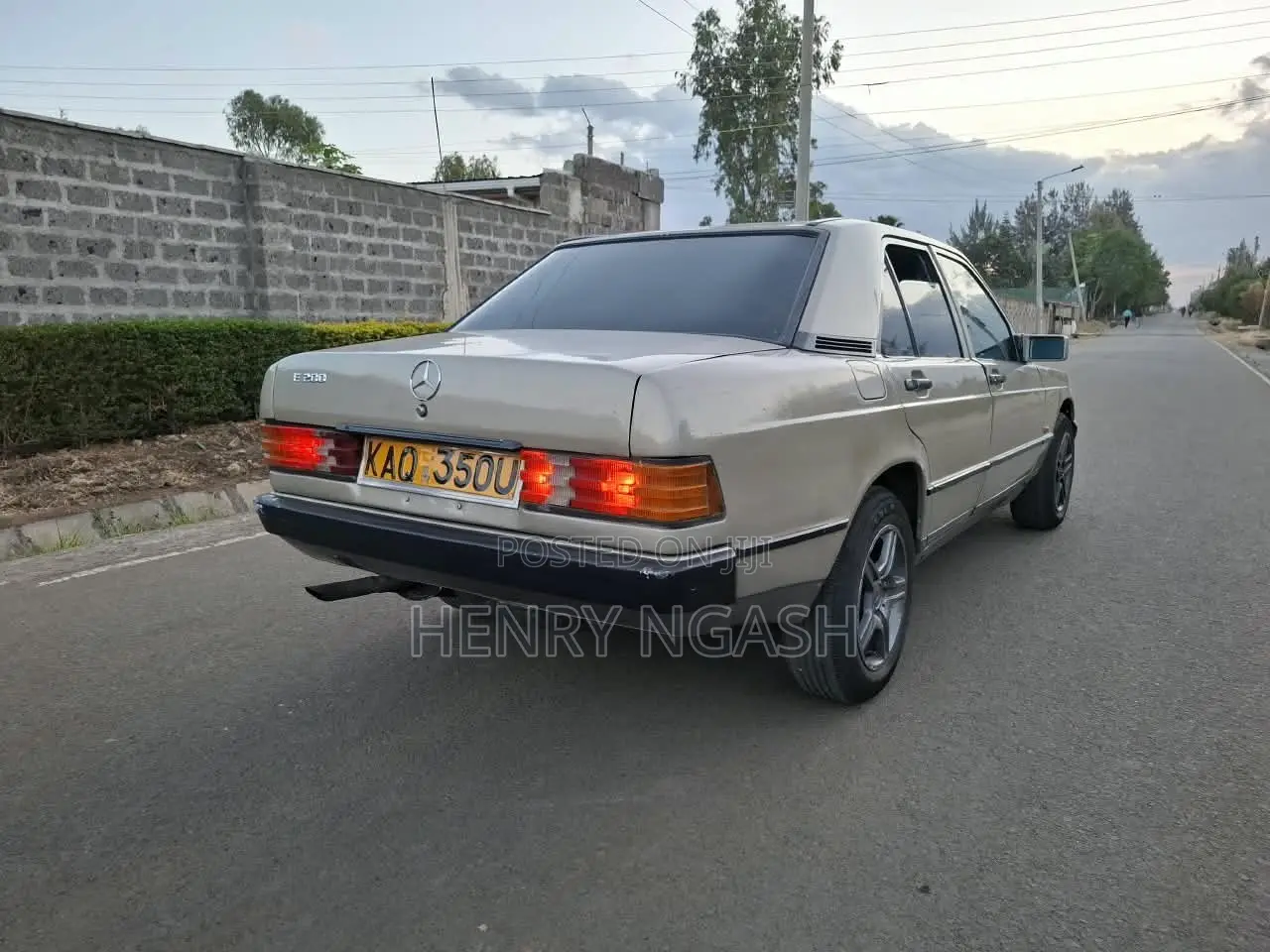 Mercedes-Benz E200 1996 Silver