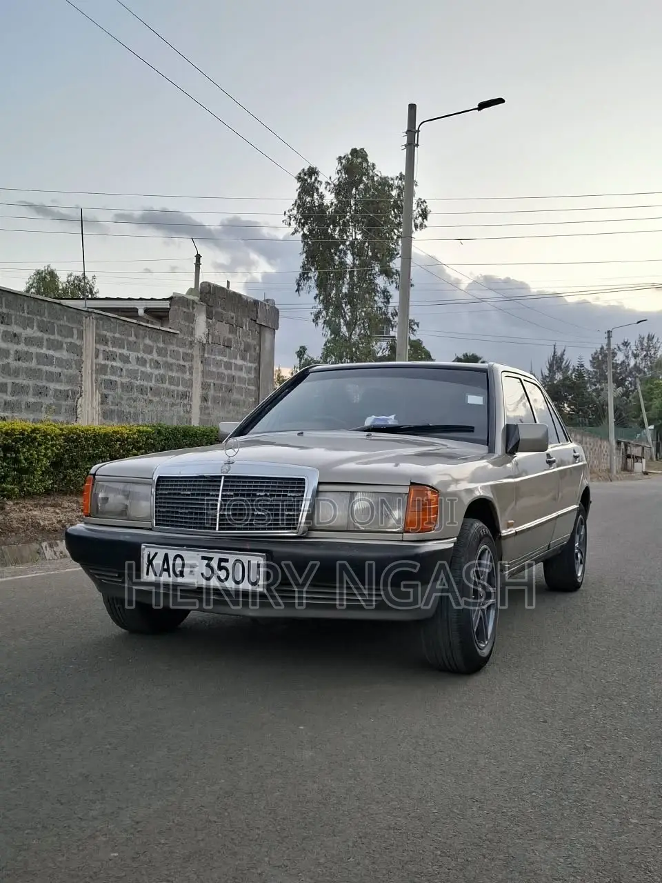Mercedes-Benz E200 1996 Silver