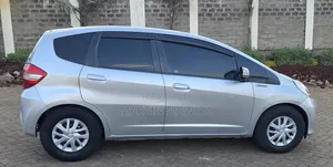Honda Fit 2012 Silver