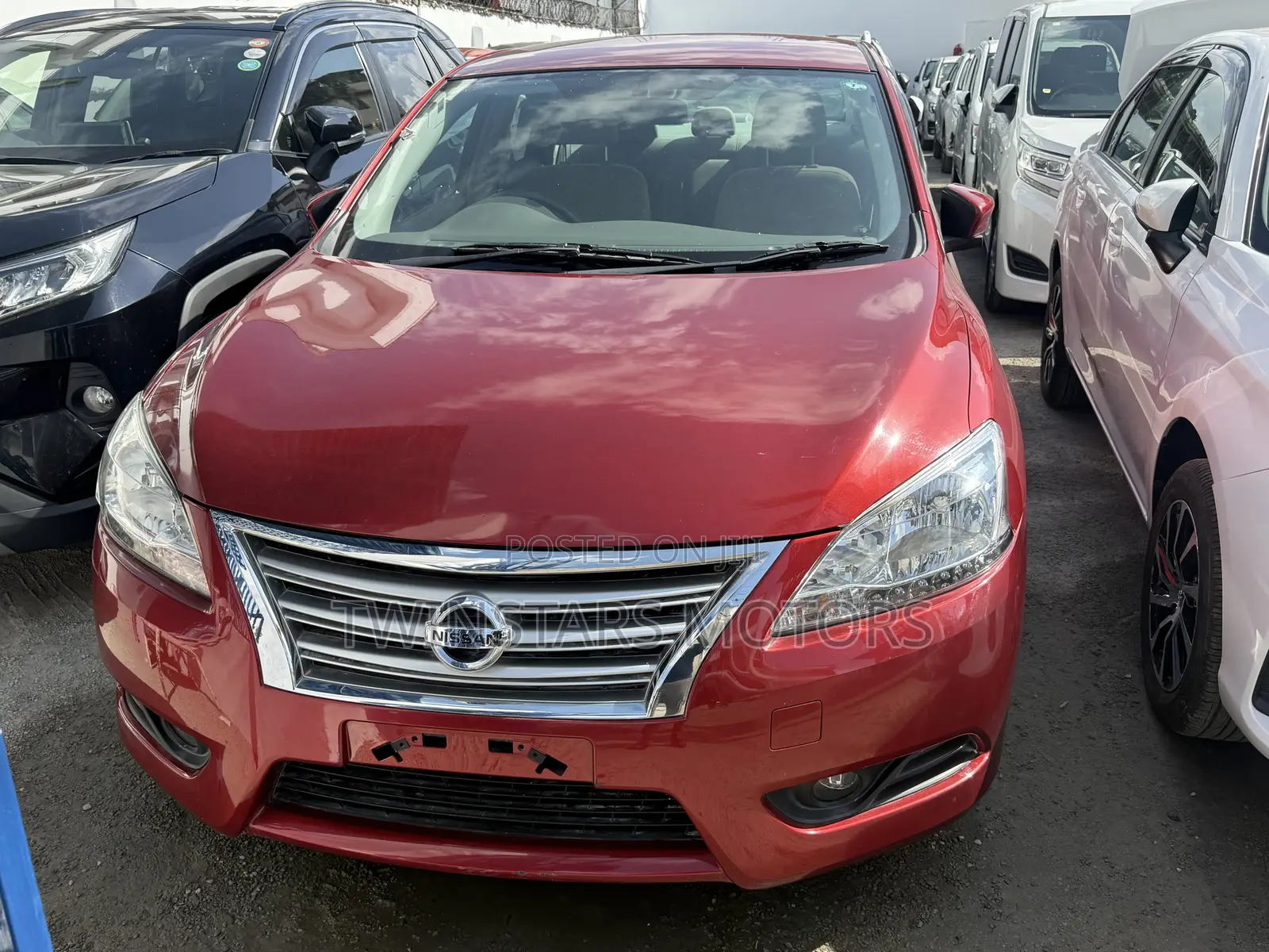 Nissan Bluebird 2019 Red