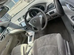 Nissan Bluebird 2019 Red