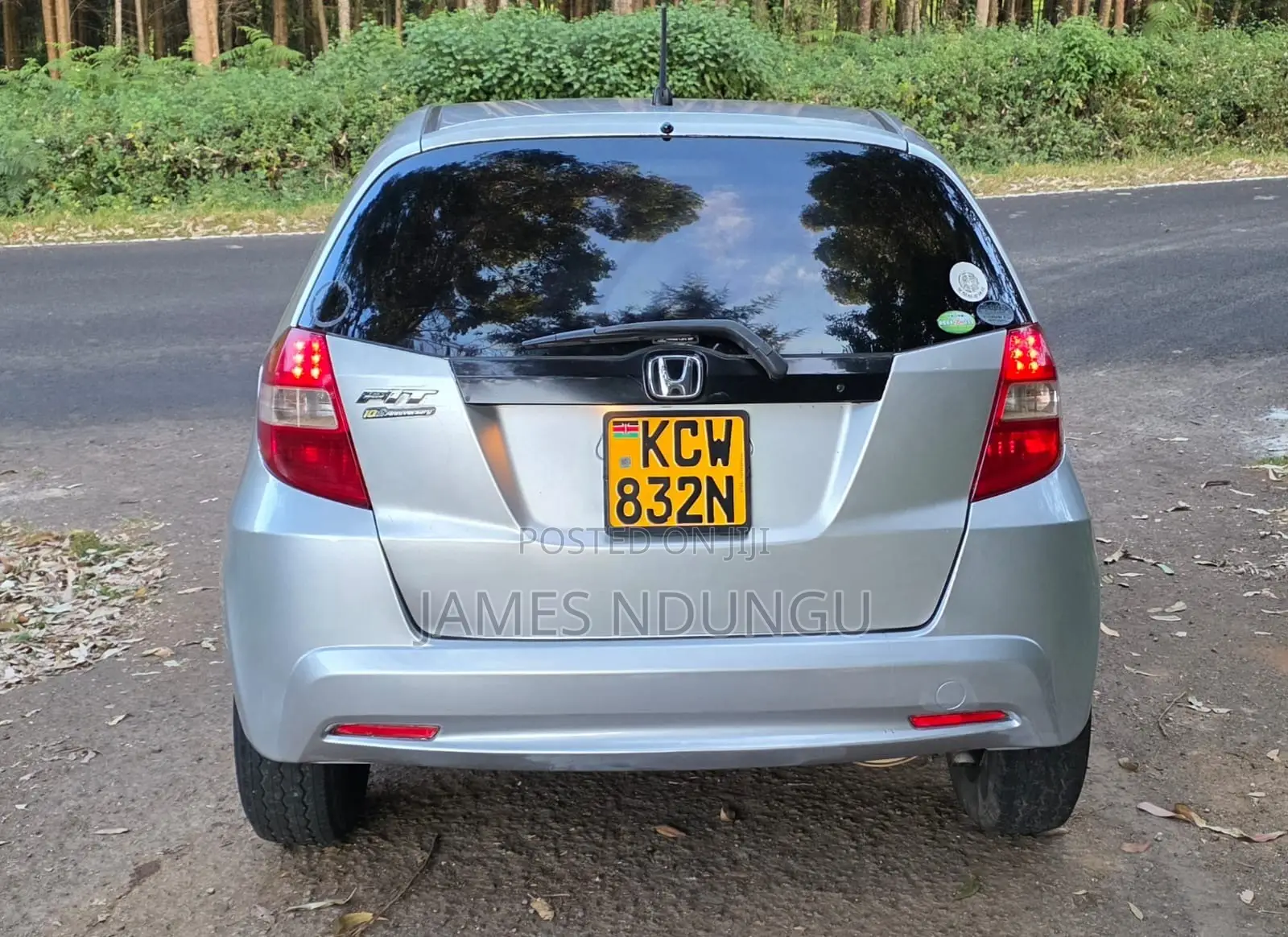 Honda Fit Automatic 2012 Silver