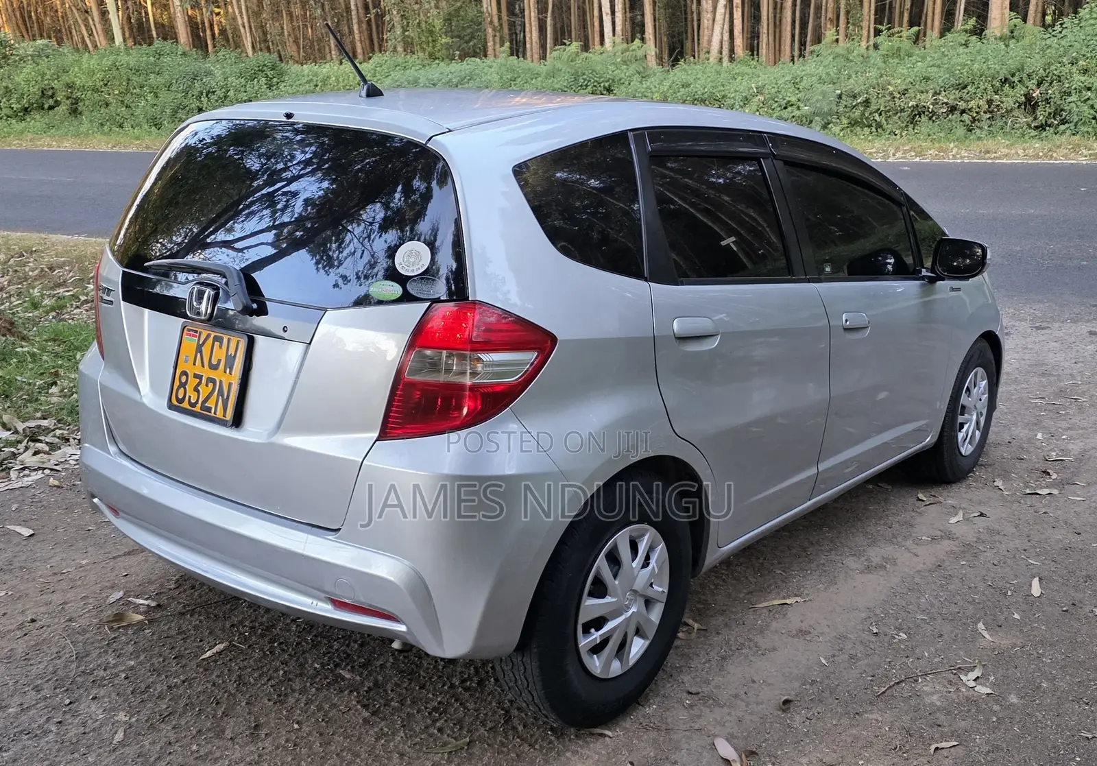 Honda Fit Automatic 2012 Silver