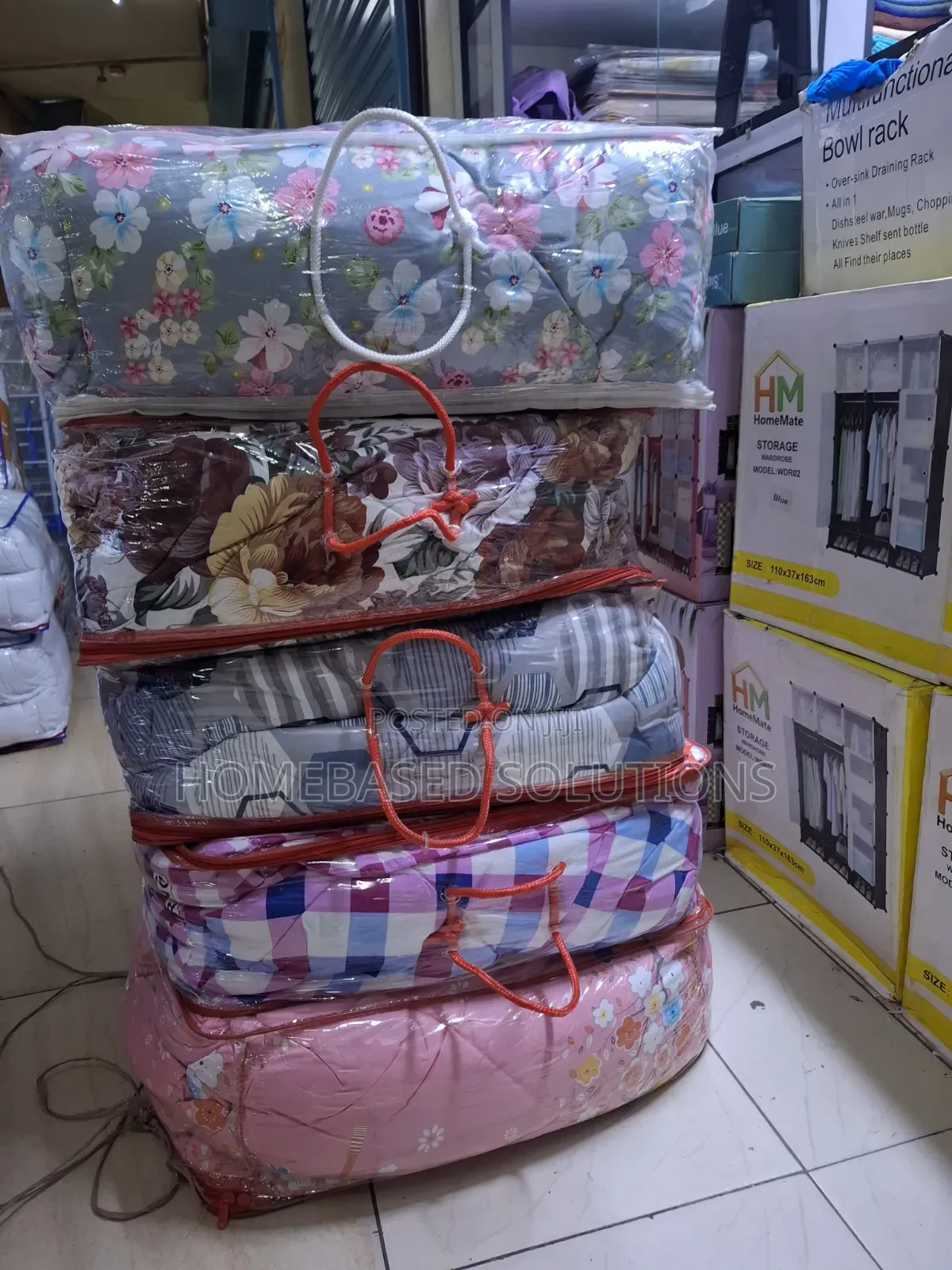 Unbinded Duvets 
Size 6x6