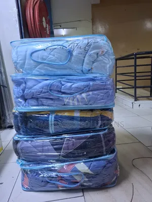 Unbinded Duvets 
Size 6x6