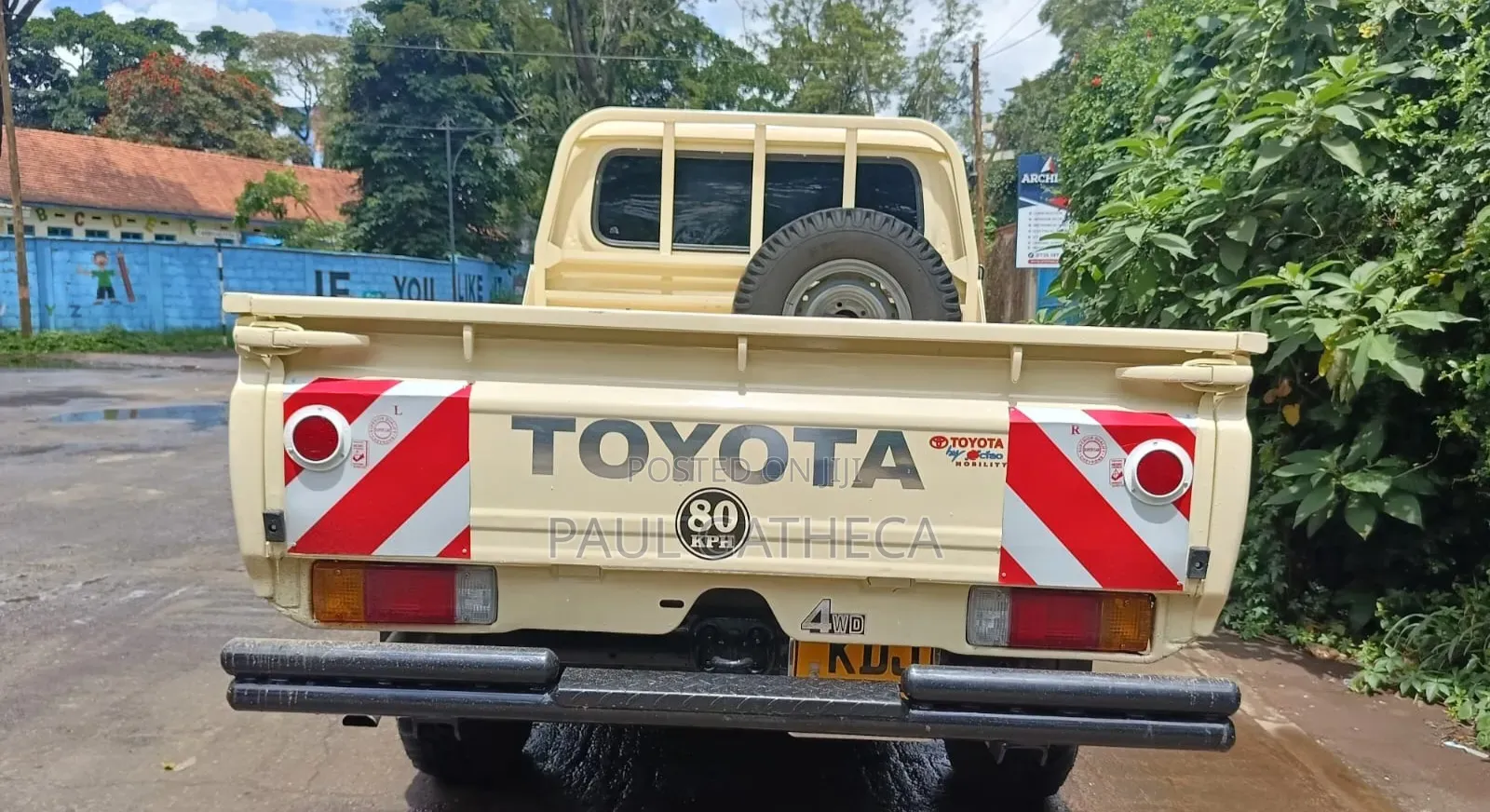 Toyota Land Cruiser 2001 Beige