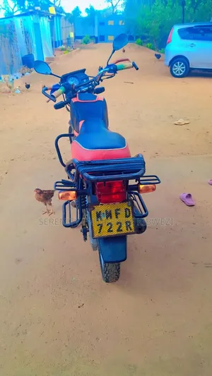 Honda XL 125 2019 Red