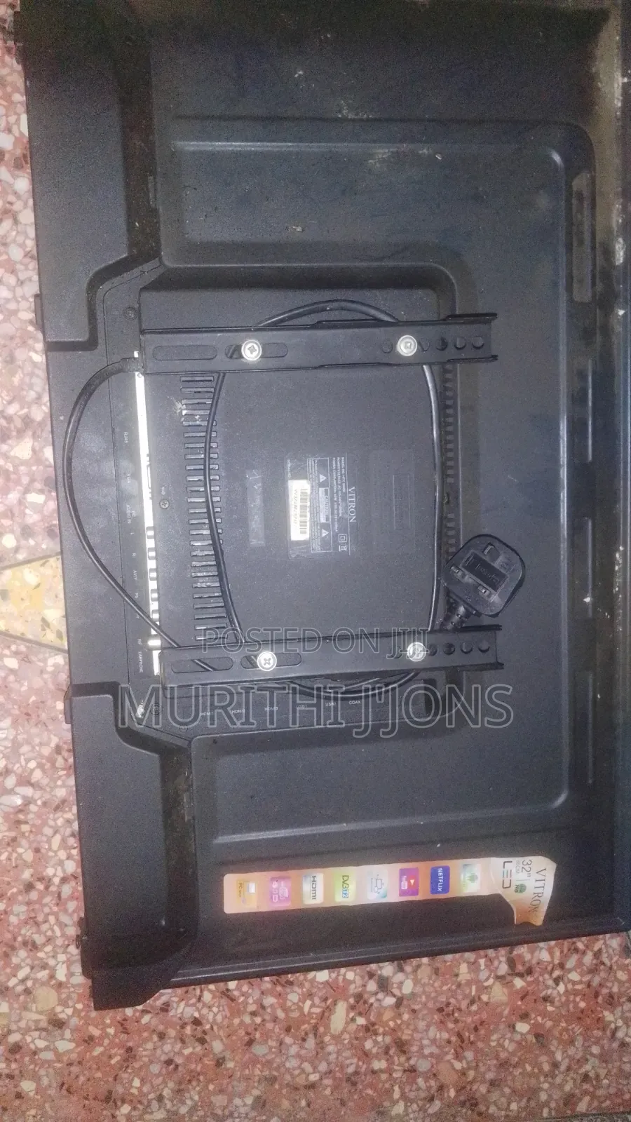 Vitron 32 TV