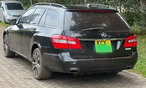 Mercedes-Benz E250 2012 Black