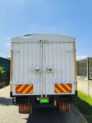 Isuzu FRR Closedbody