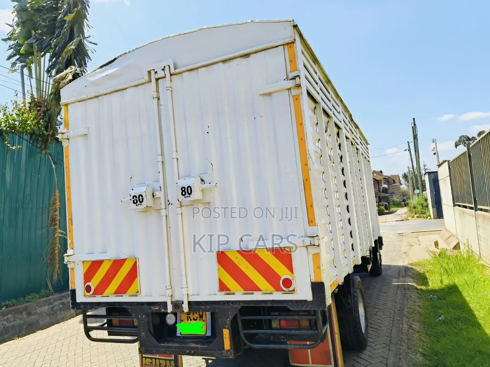Isuzu FRR Closedbody