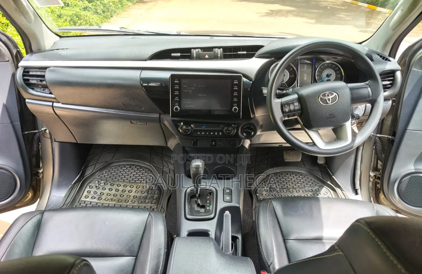 Toyota Hilux 2022 Gray
