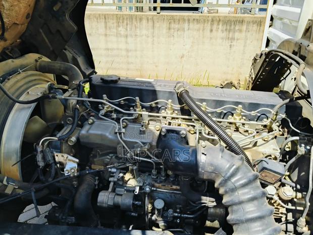 Isuzu FRR Closedbody - thumbnail 8