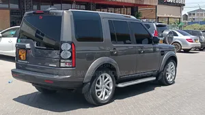 Land Rover Discovery 2016 Gray