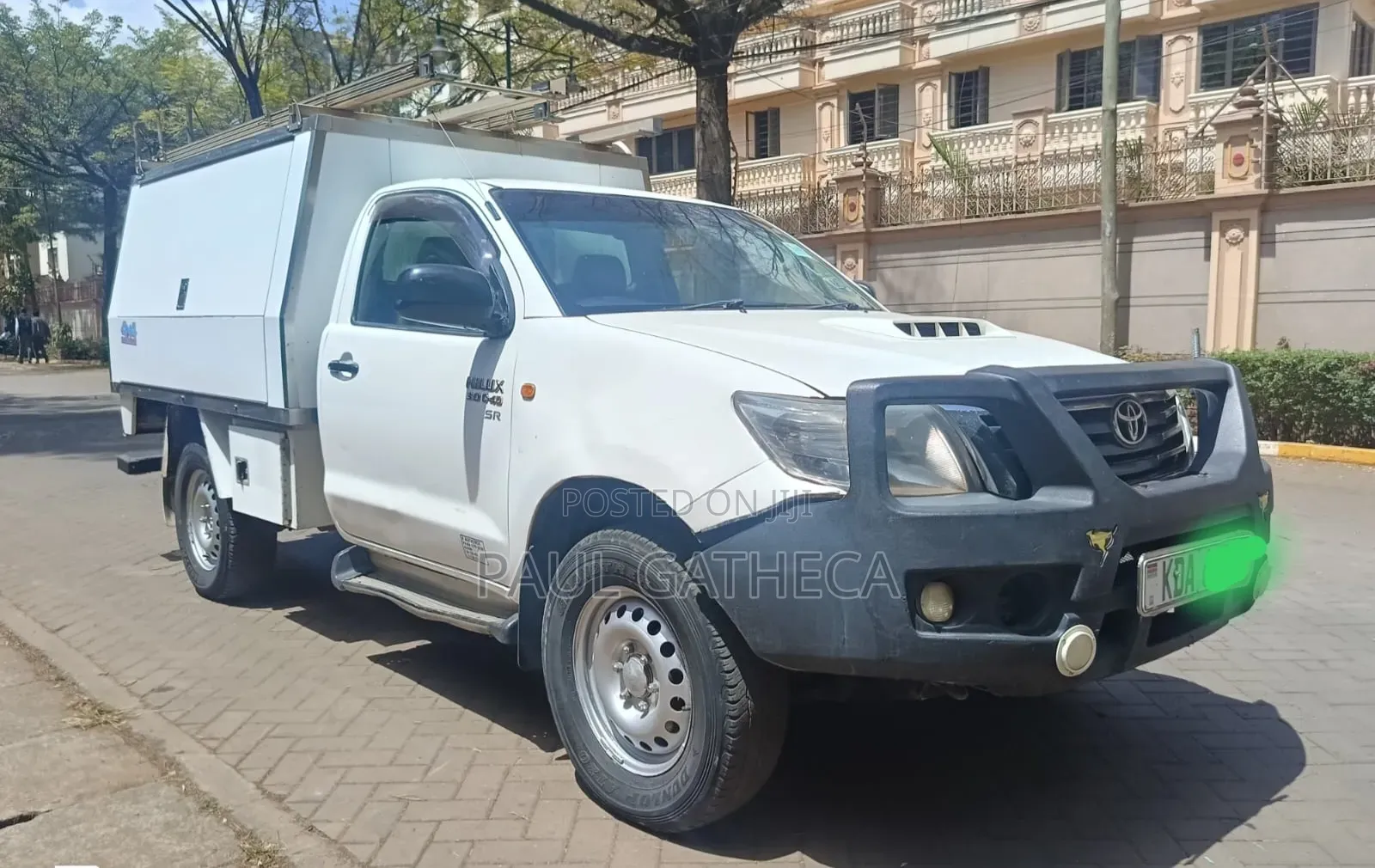 Toyota Hilux 2014 White