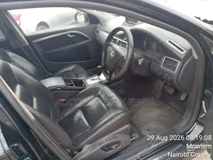 Volvo V70 3.2 2011 Black