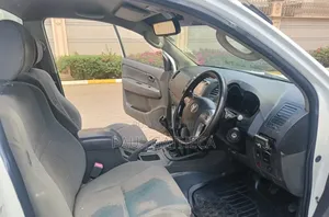 Toyota Hilux 2014 White
