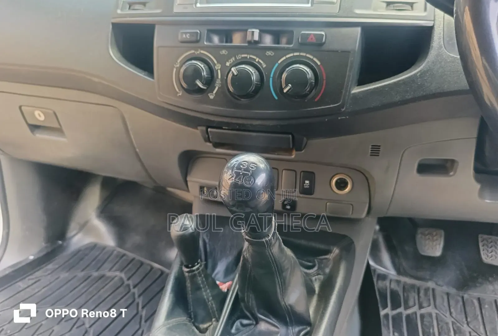 Toyota Hilux 2014 White