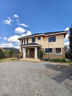 4bdrm Maisonette in Kibiku for sale