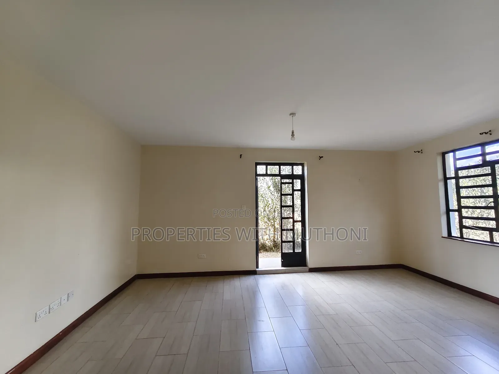 4bdrm Maisonette in Kibiku for sale
