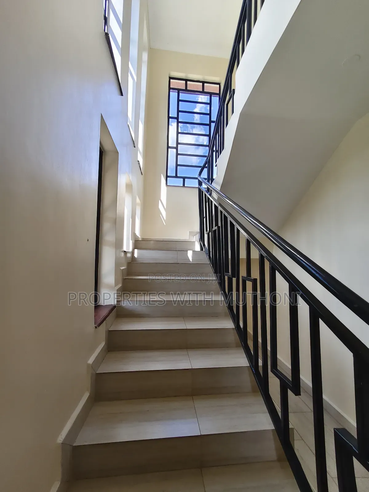 4bdrm Maisonette in Kibiku for sale