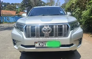 Toyota Land Cruiser Prado 2010 White