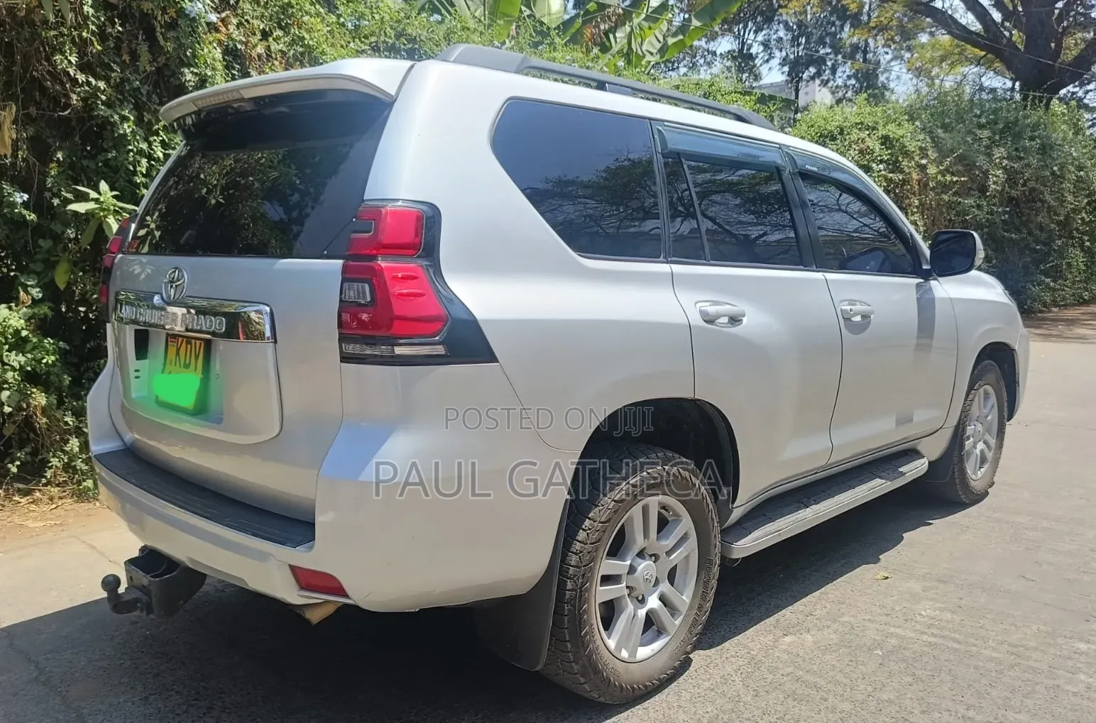 Toyota Land Cruiser Prado 2010 White