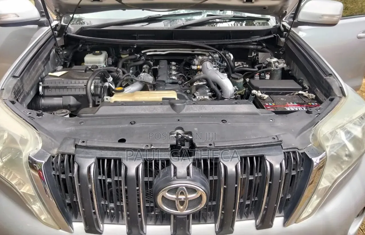 Toyota Land Cruiser Prado 2013 White