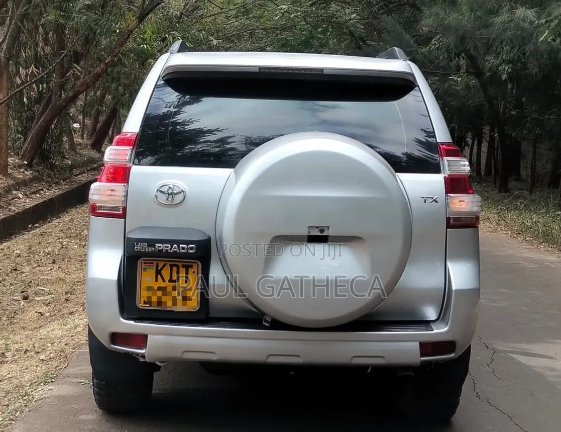 Toyota Land Cruiser Prado 2013 White