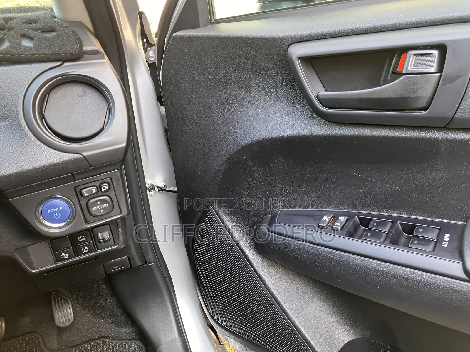 New Toyota Axio 1.5 Hybrid 2WD 2020 Silver