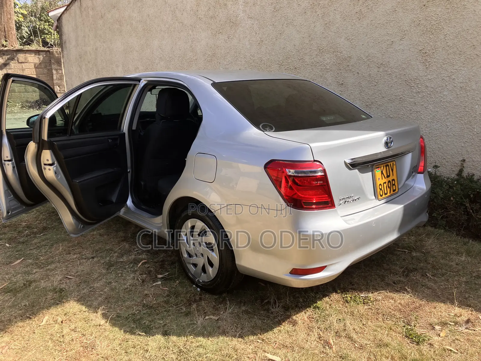 New Toyota Axio 1.5 Hybrid 2WD 2020 Silver