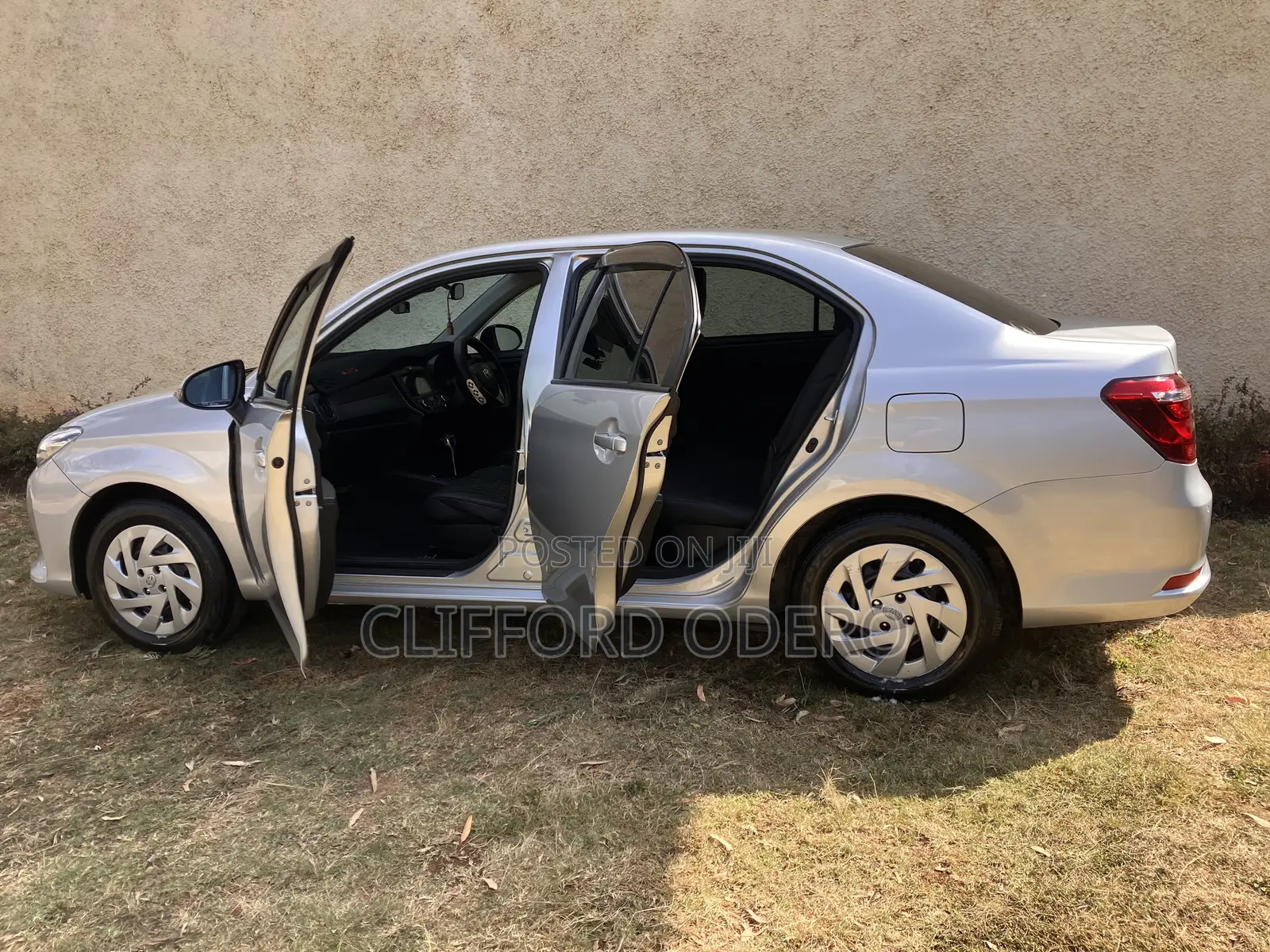 New Toyota Axio 1.5 Hybrid 2WD 2020 Silver