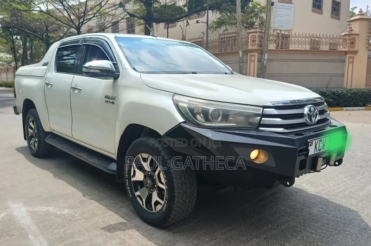 Toyota Hilux 2017 White