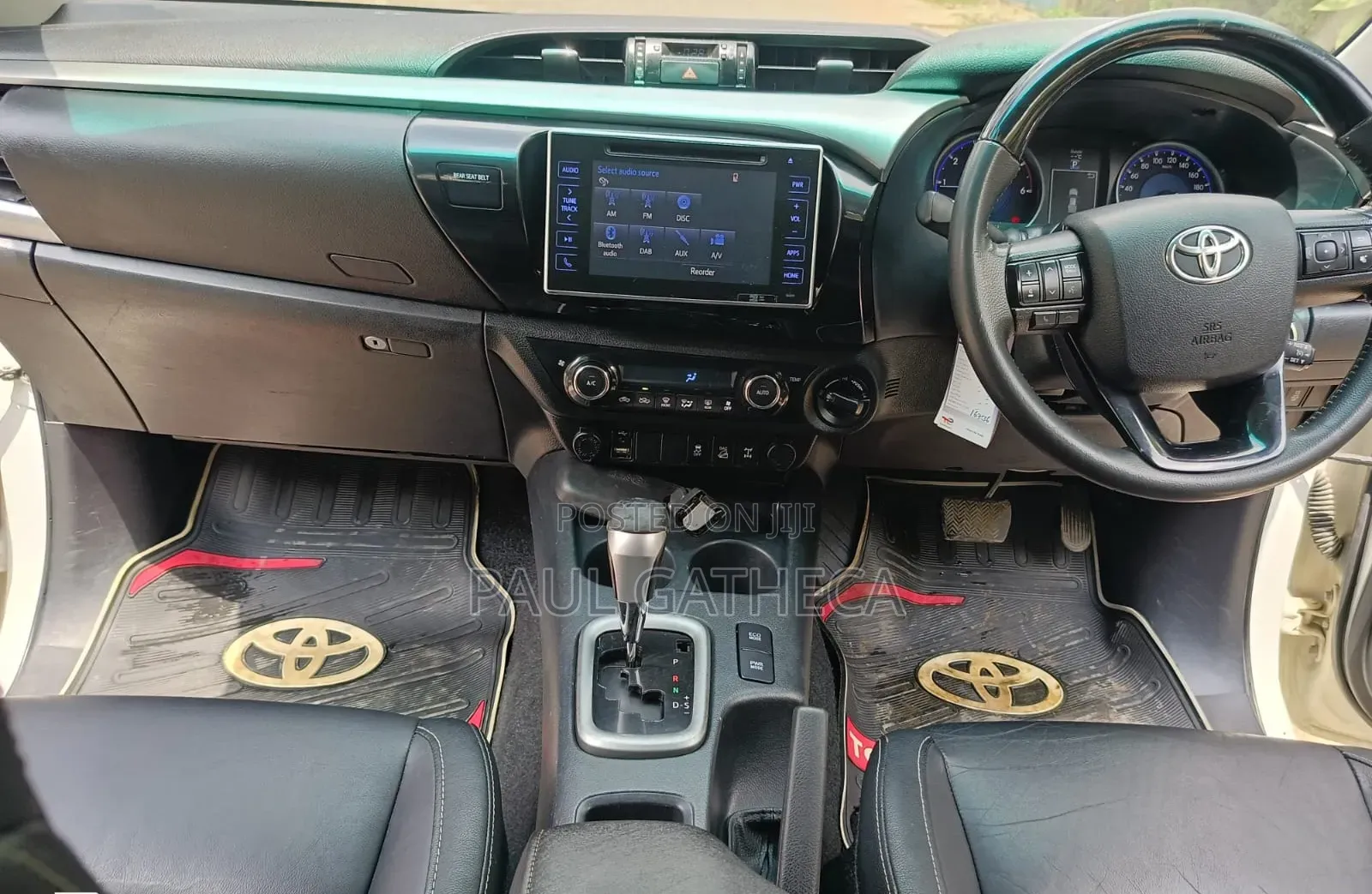 Toyota Hilux 2017 White